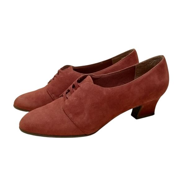 Naturalizer Women's 8.5M Maroon Heels Low Kitten Heel Slip-On Faux Laces - Picture 1 of 8